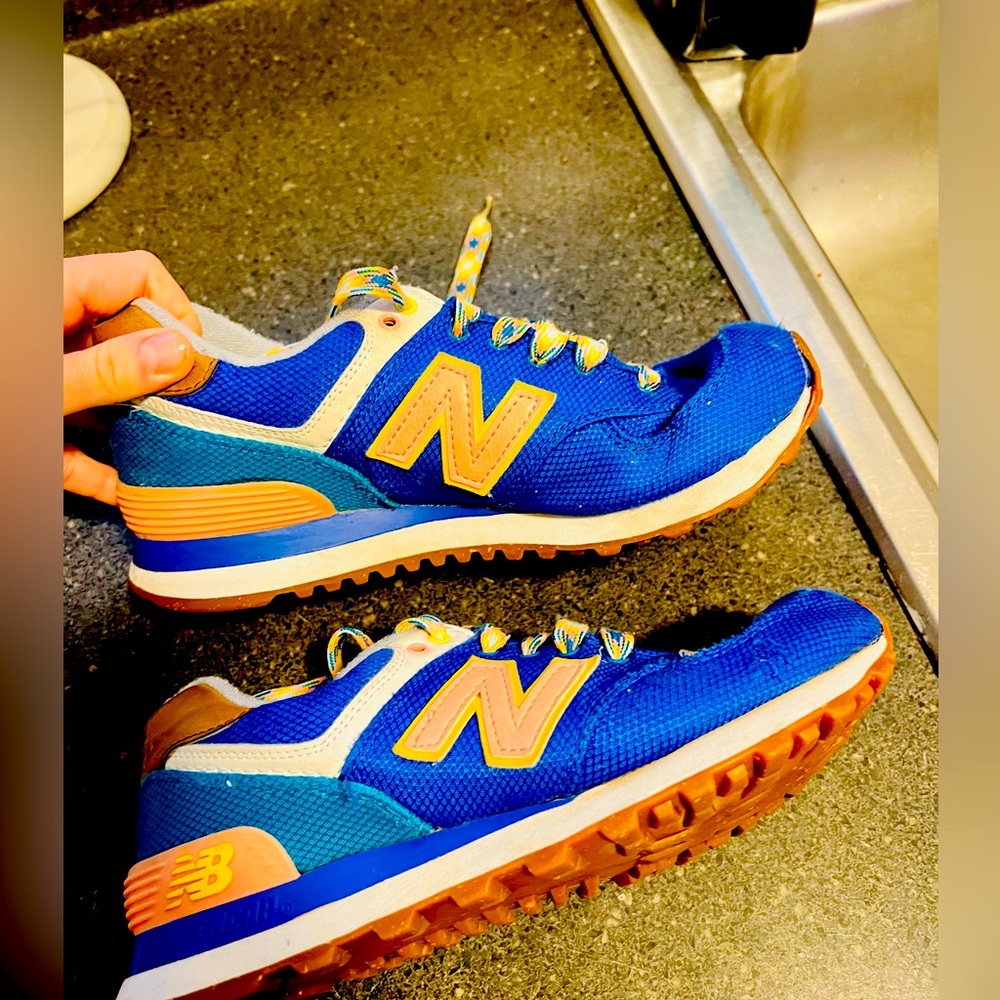 New Balance 574 Women’s Sneakers